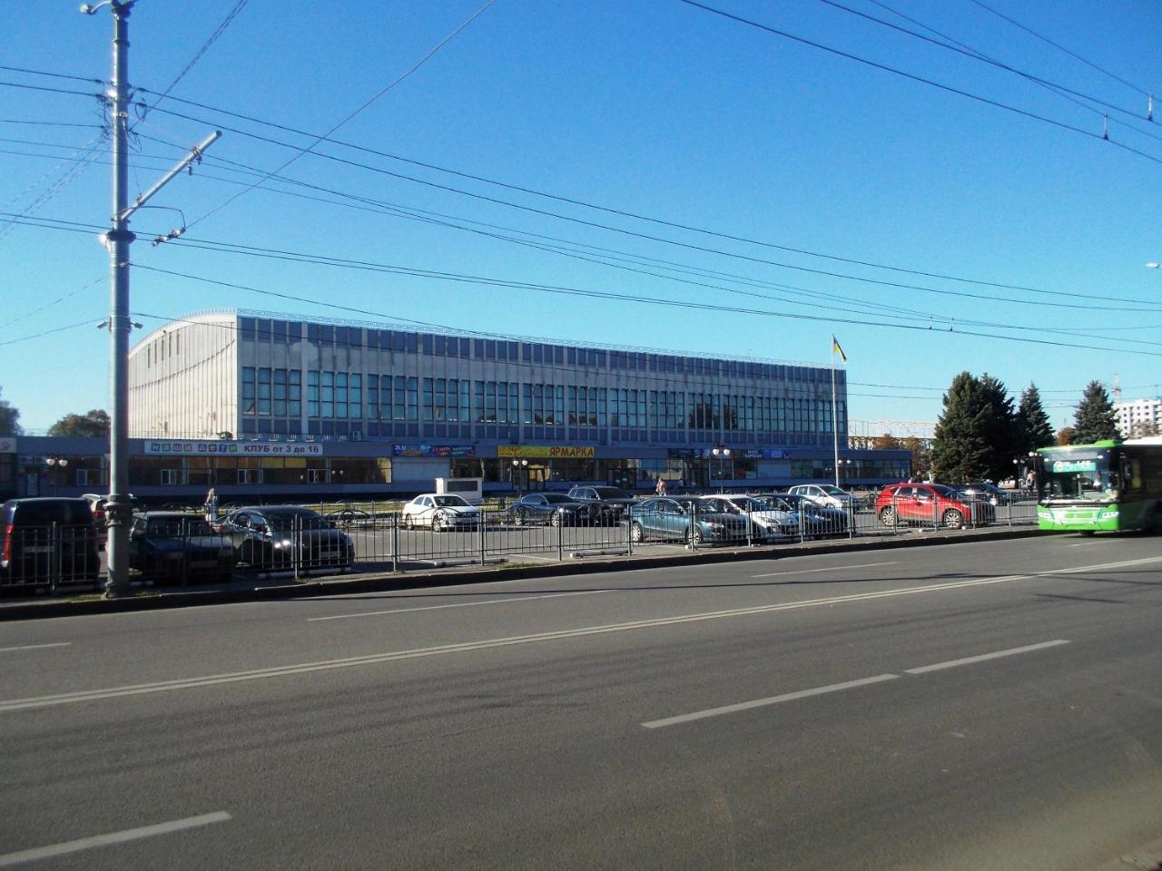 Apartment On Tankopiya Street Charkiw Exterior foto